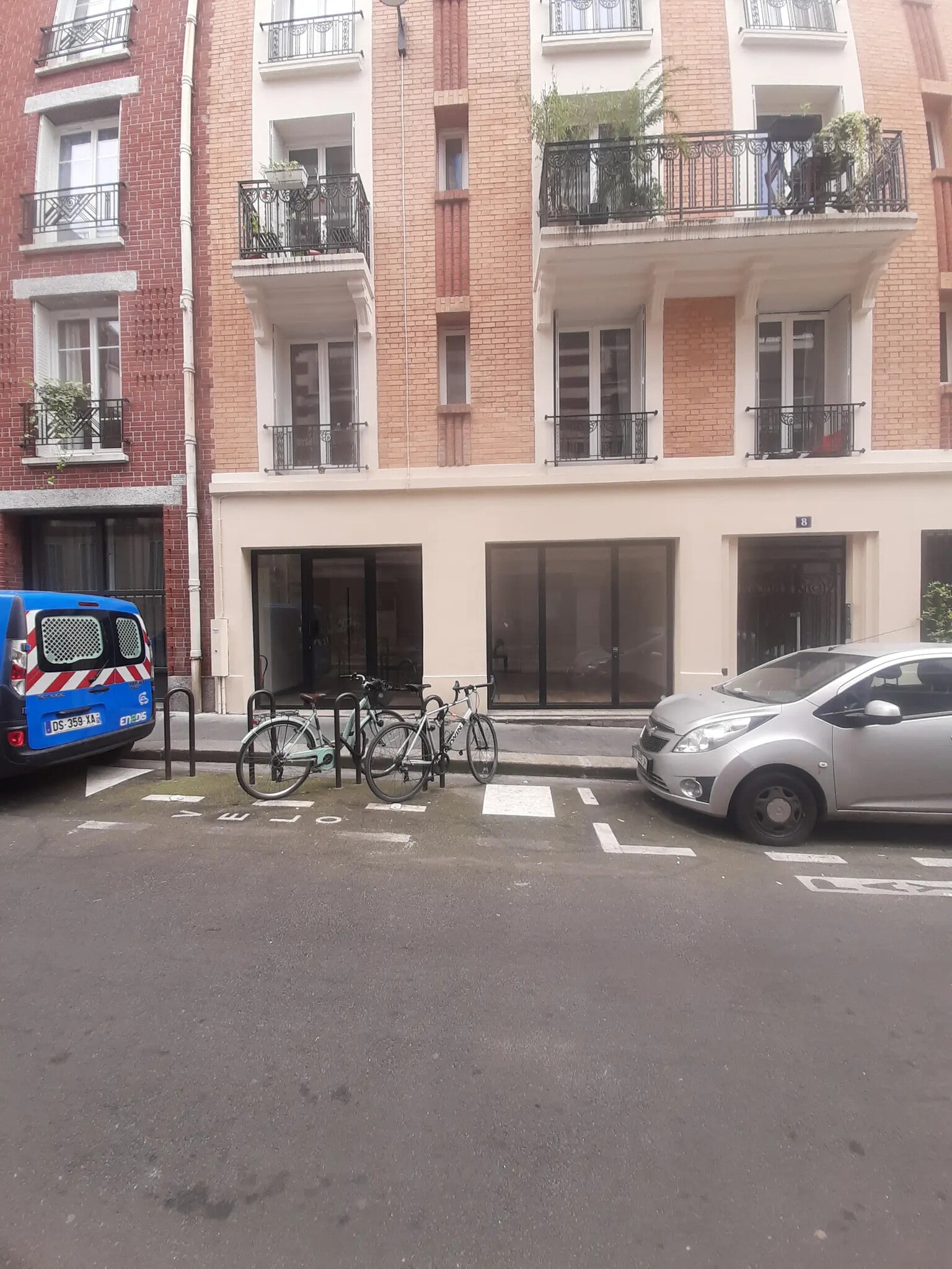 8 Rue Tesson, Paris à vendre Photo de l’immeuble– Image 1 sur 8