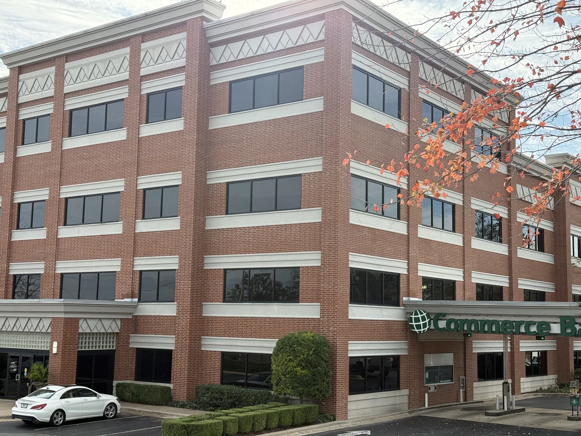 500 W Main St, Branson, MO for lease Building Photo- Image 1 of 16