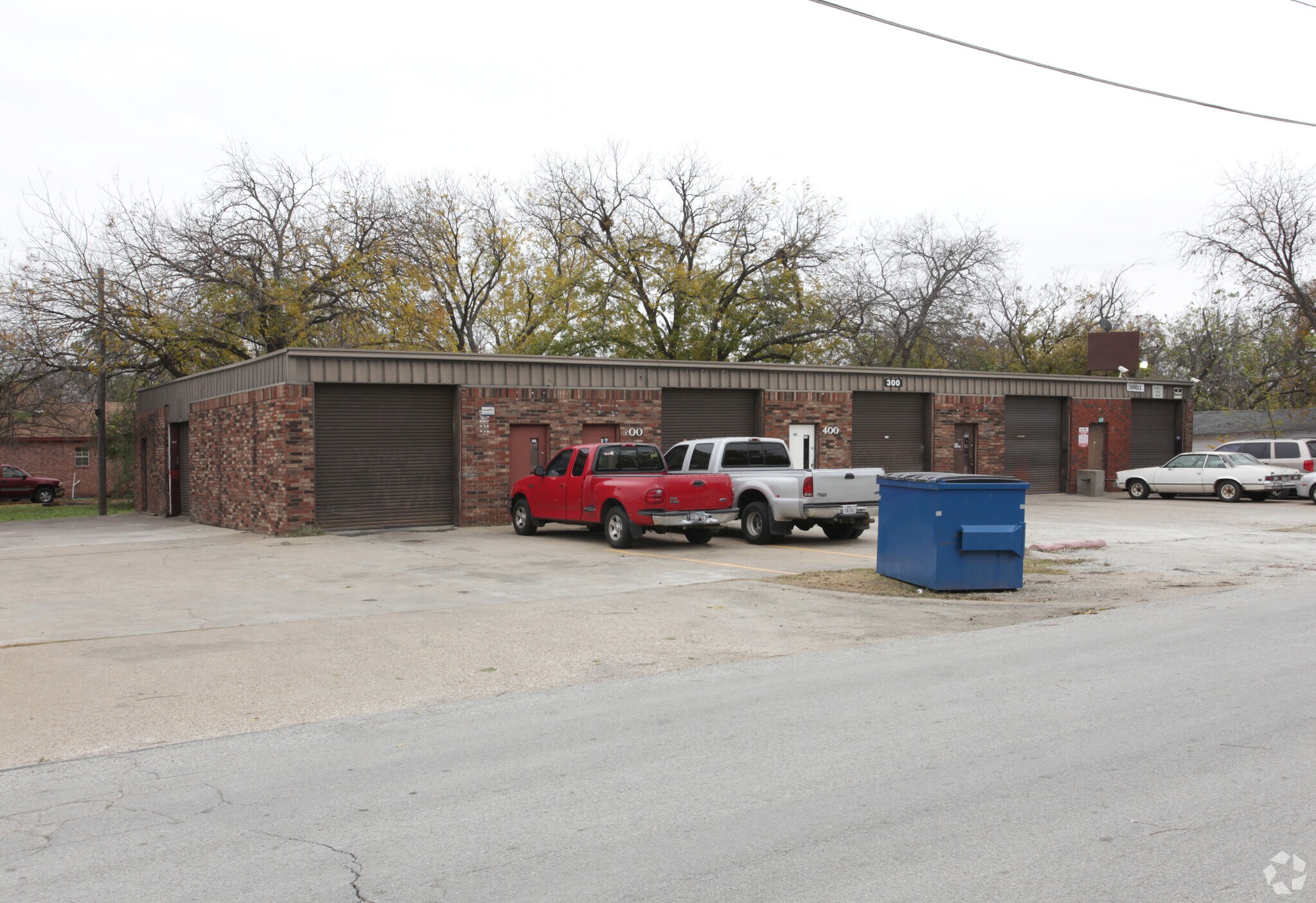 300 SE 5th St, Grand Prairie, TX for sale Primary Photo- Image 1 of 1