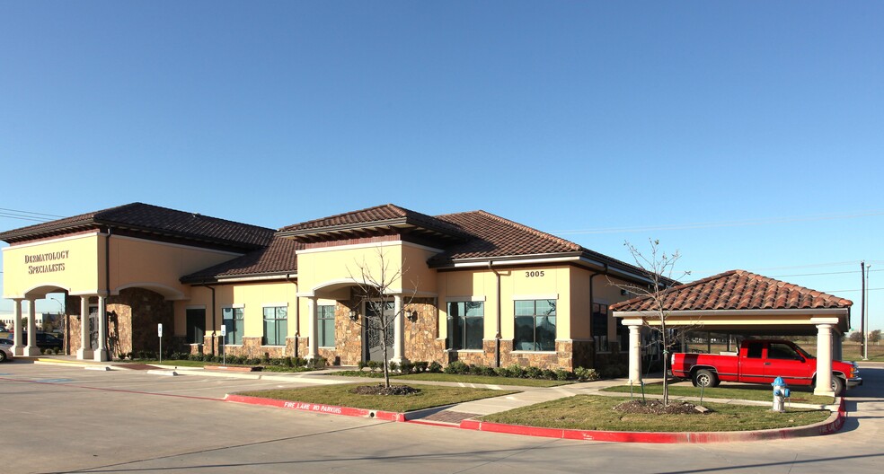 3009 E Renner Rd, Richardson, TX for lease - Building Photo - Image 1 of 6