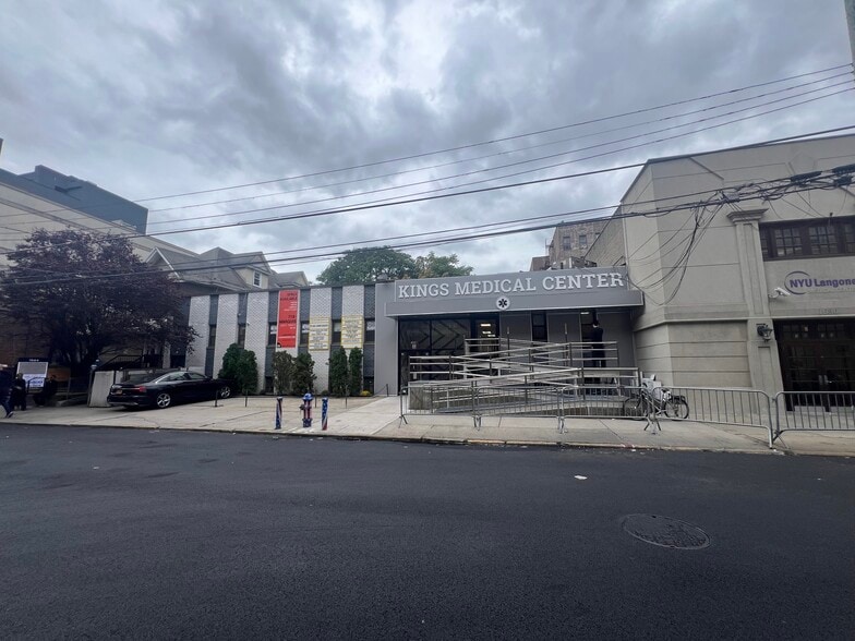 1634-1636 E 14th St, Brooklyn, NY for lease - Building Photo - Image 2 of 3