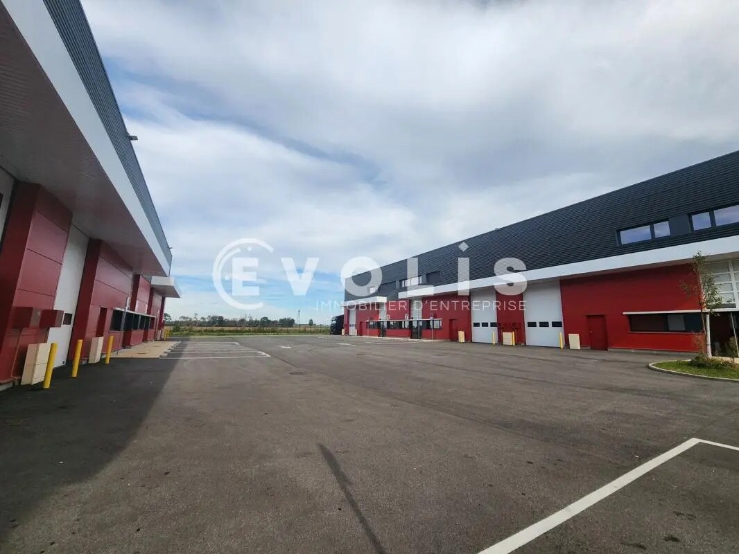 Office in Heyrieux for lease Building Photo- Image 1 of 35