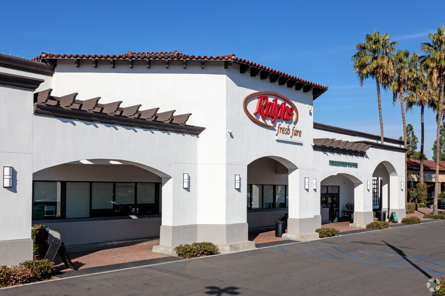 13095-13321 Jamboree Rd, Tustin, CA for lease - Building Photo - Image 3 of 7