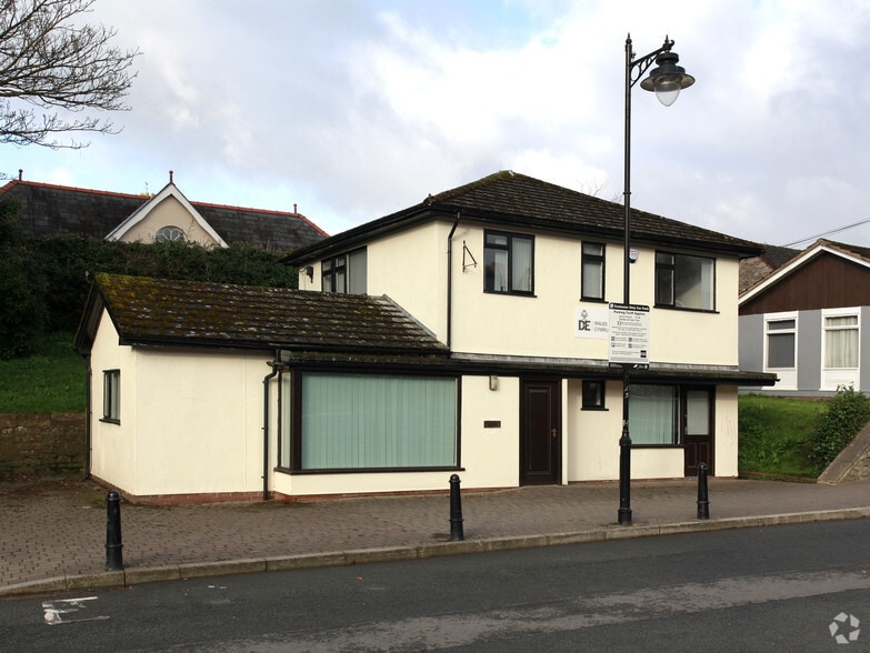 Market Approach, Brecon for sale - Building Photo - Image 1 of 1