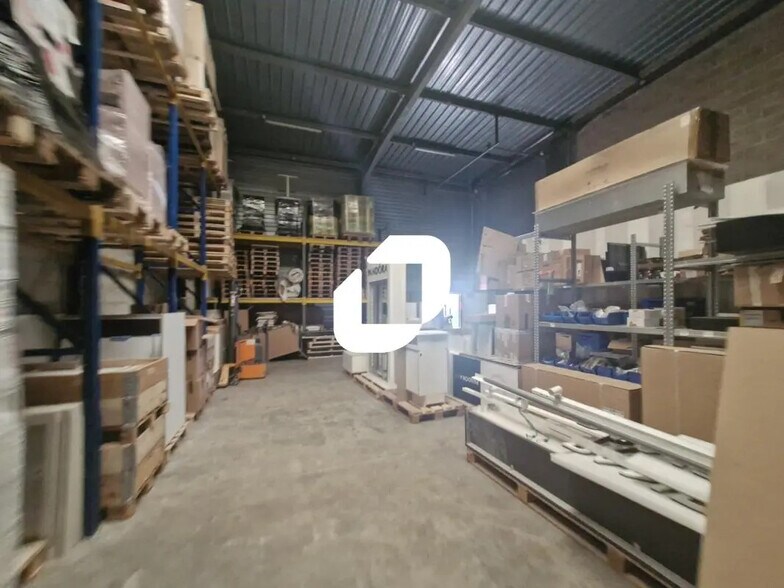 Flex in Ozoir-la-Ferrière for sale - Building Photo - Image 3 of 4