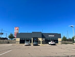 1210-1270 Newport Ave, Attleboro, MA for lease Building Photo- Image 1 of 2