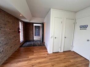 1817 W Stadium Blvd, Ann Arbor, MI for lease Interior Photo- Image 2 of 2