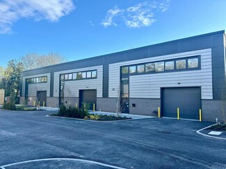 More details for Longstone Rd, Manchester - Industrial for Lease