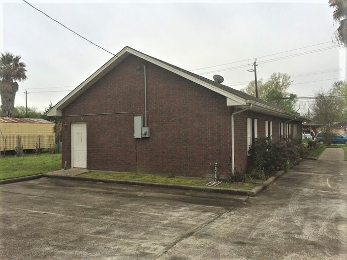 607 Aldine Mail Route Rd, Houston, TX for sale - Building Photo - Image 3 of 8