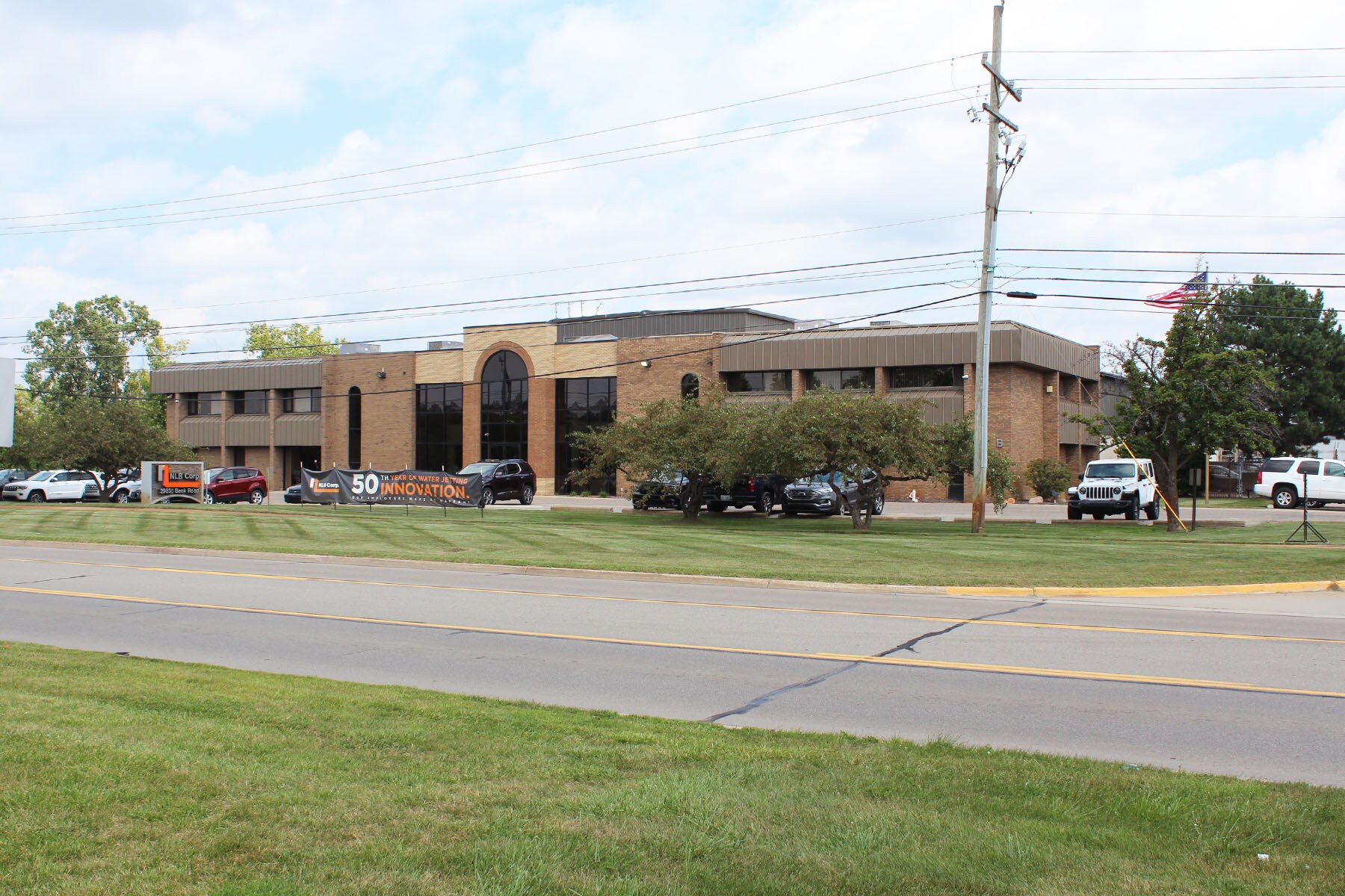 29834-29838 Beck Rd, Wixom, MI for sale Building Photo- Image 1 of 1