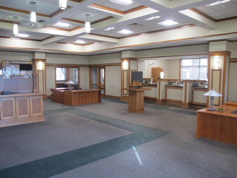 4039 S Kansas Expy, Springfield, MO for sale - Interior Photo - Image 2 of 17