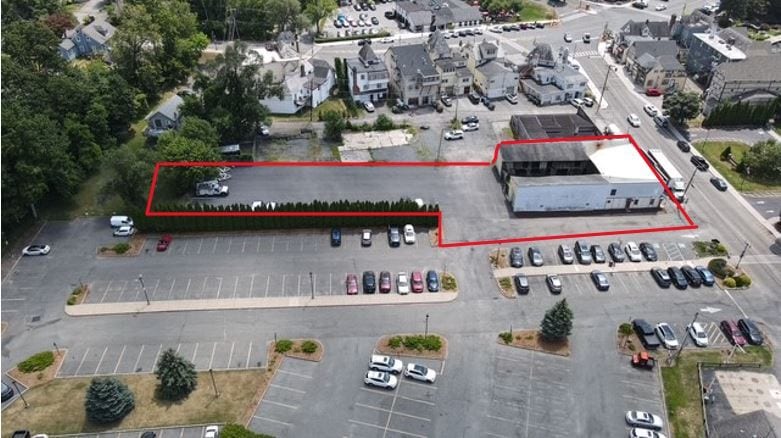 9 W Shore Trl, Sparta, NJ for lease - Building Photo - Image 2 of 4