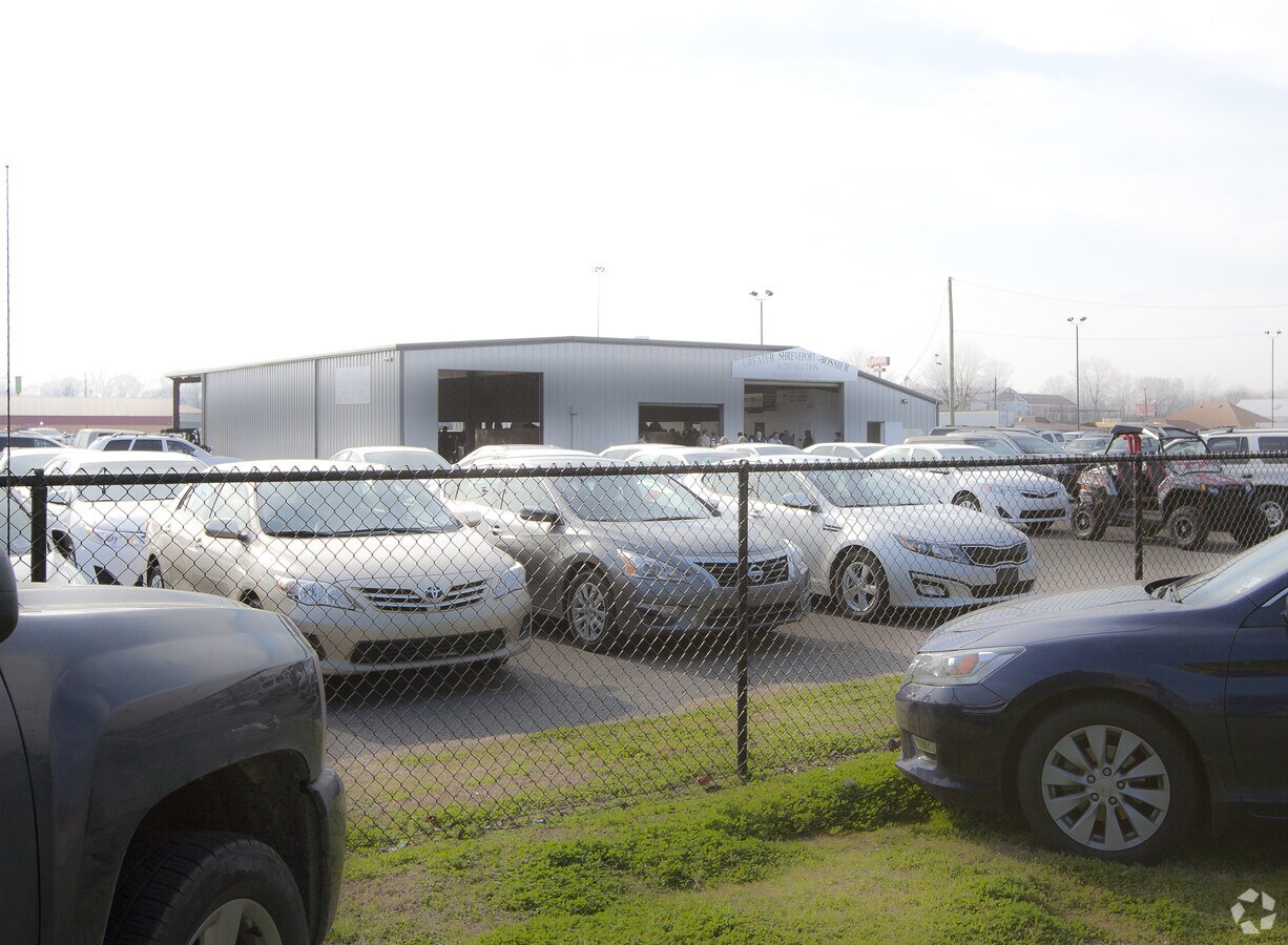 1325 Grimmett Dr, Shreveport, LA 71107