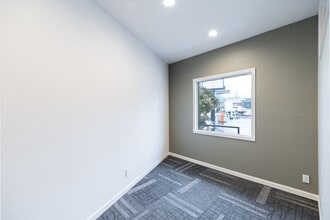8414 SW Barbur Blvd, Portland, OR for lease Interior Photo- Image 1 of 4