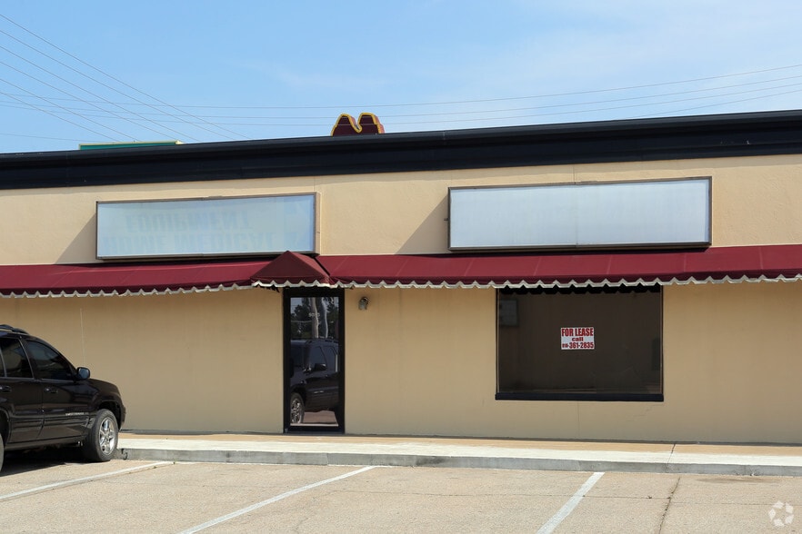 5033-5079 S Yale Ave, Tulsa, OK for lease - Building Photo - Image 2 of 11