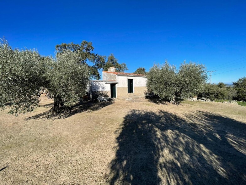 Land in Montánchez for sale - Building Photo - Image 2 of 15