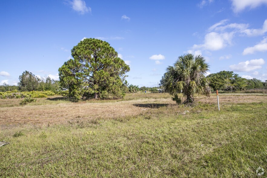 2400 SR 64 W, Avon Park, FL for sale - Primary Photo - Image 1 of 1