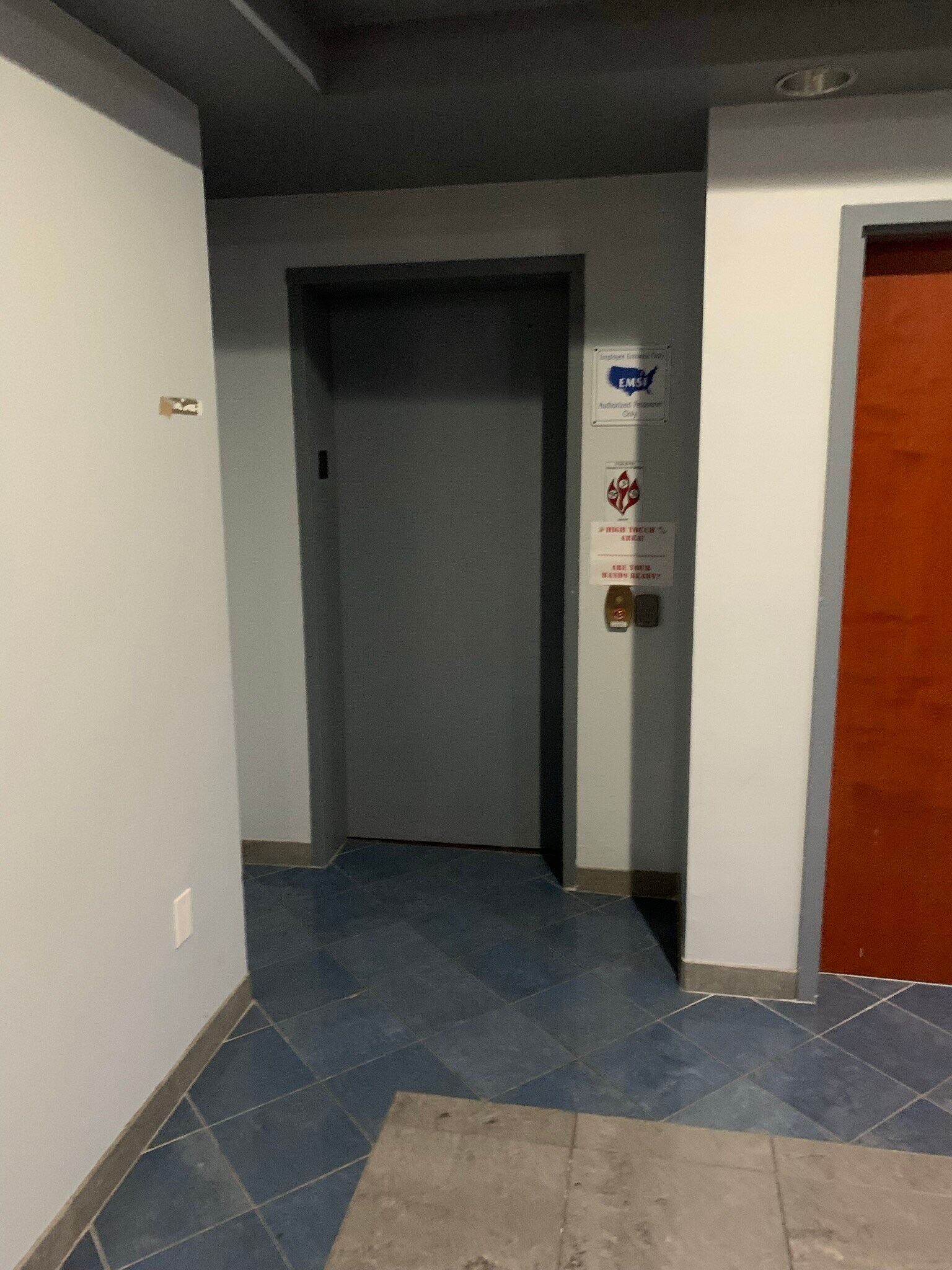 3504 Cragmont Dr, Tampa, FL 33619 Office for Lease