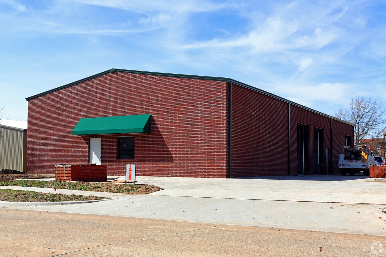 1228 Lindsey Plaza Dr, Norman, OK 73071