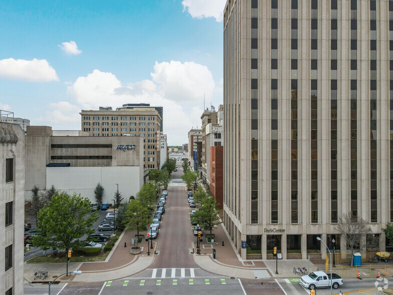 525 S Main St, Tulsa, OK for lease - Aerial - Image 3 of 5