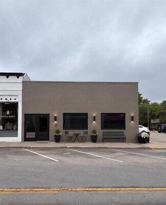 More details for 122 N Main St, Washington, IL - Retail for Lease