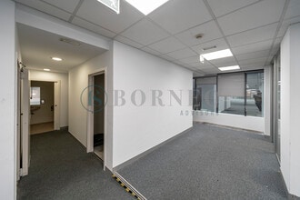 Avenida de la Albufera, 153, Madrid, Madrid for lease Interior Photo- Image 2 of 10