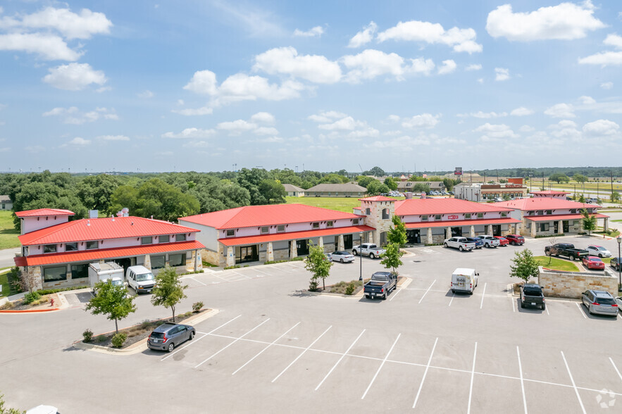 3001 Joe Dimaggio Blvd, Round Rock, TX for sale - Building Photo - Image 1 of 38