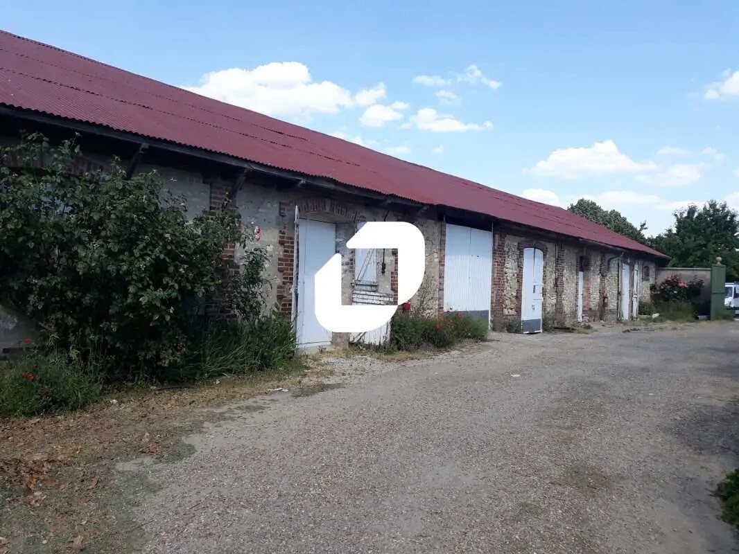 Flex in Saint-Germain-de-la-Grange for lease Building Photo- Image 1 of 24