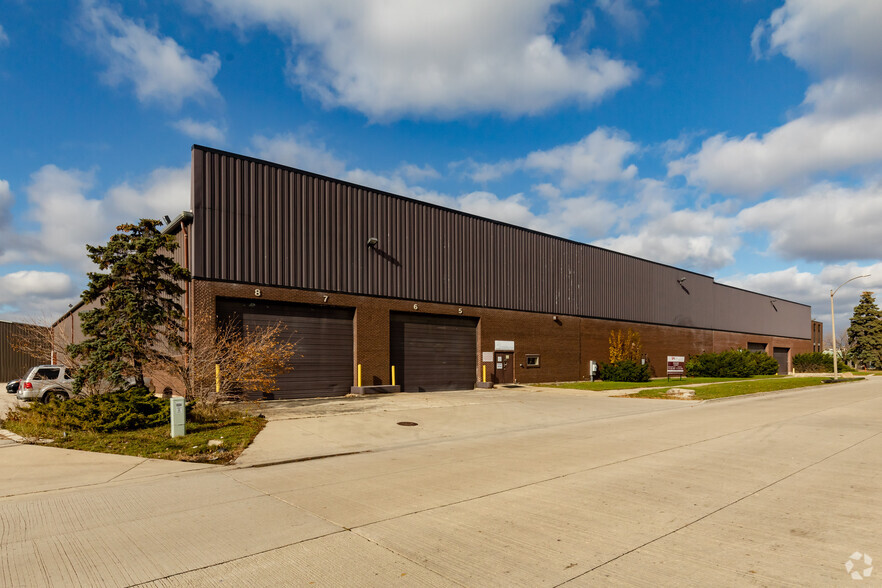 520 Thomas Dr, Bensenville, IL for lease - Building Photo - Image 3 of 6