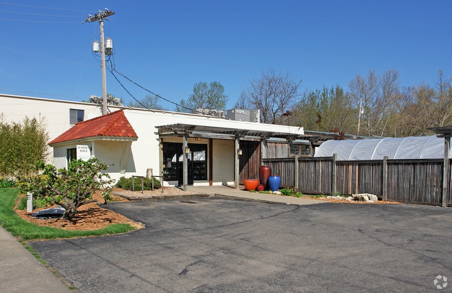 847 Indiana St, Lawrence, KS for sale - Primary Photo - Image 1 of 1