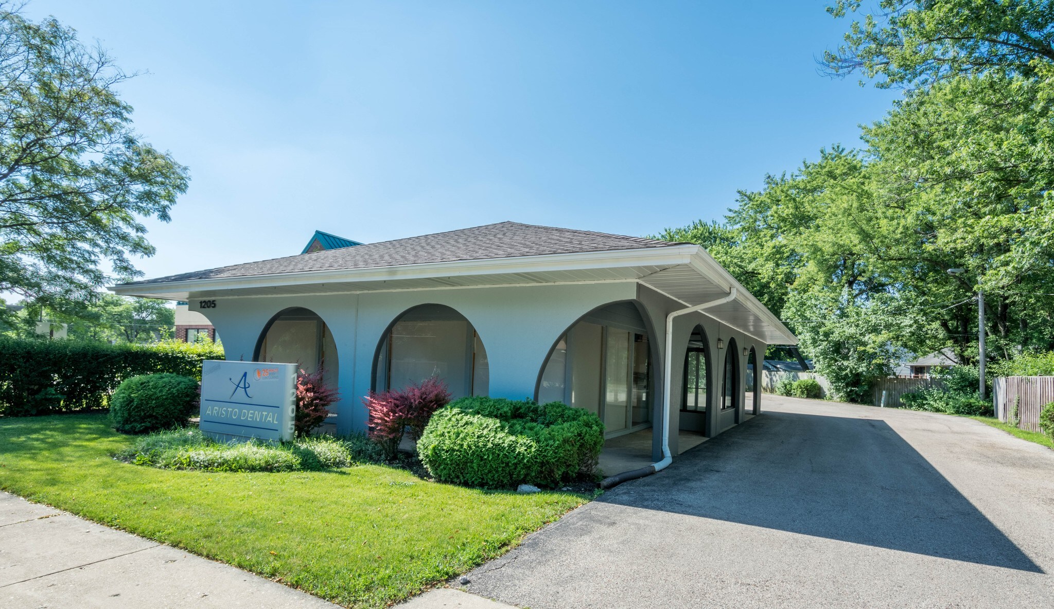 1205 W Dundee Rd, Wheeling, IL for sale Building Photo- Image 1 of 1