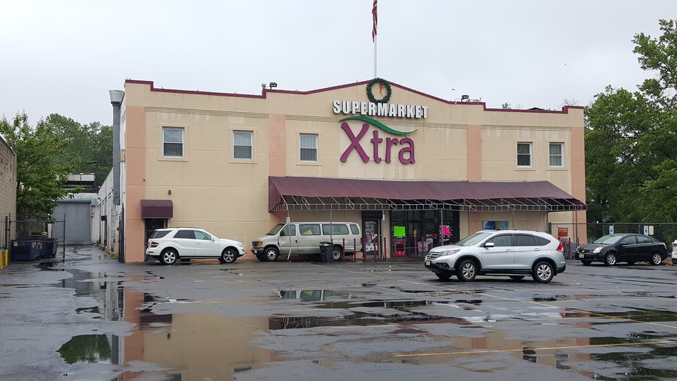 926-932 Broadway, Newark, NJ for sale - Building Photo - Image 1 of 1