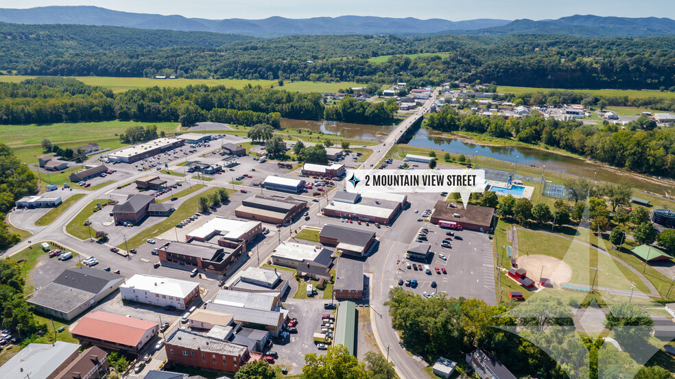 2 Mountain View St, Petersburg, WV for sale - Building Photo - Image 2 of 10