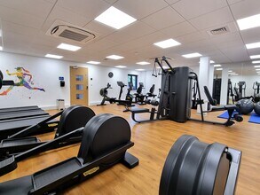 Lodge Ln, Langham for lease Interior Photo- Image 1 of 5