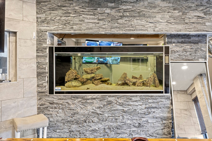 8301 W Chicago, Detroit, MI for sale - Building Photo - Image 3 of 49