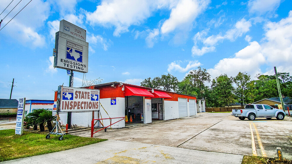 2007 FM 1960 Rd, Houston, TX for sale - Building Photo - Image 1 of 1