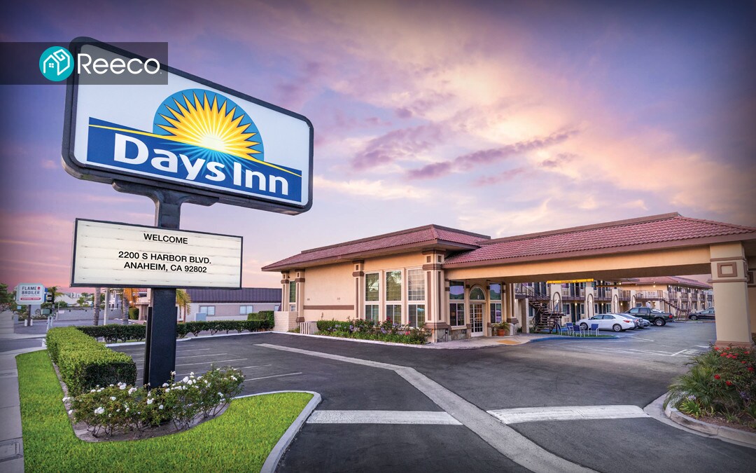 2200 S Harbor Blvd, Anaheim, CA, 92802 Hotel Property For Sale