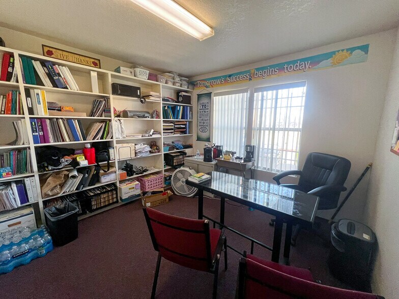 3154 E Gage Ave, Huntington Park, CA for sale - Building Photo - Image 3 of 7