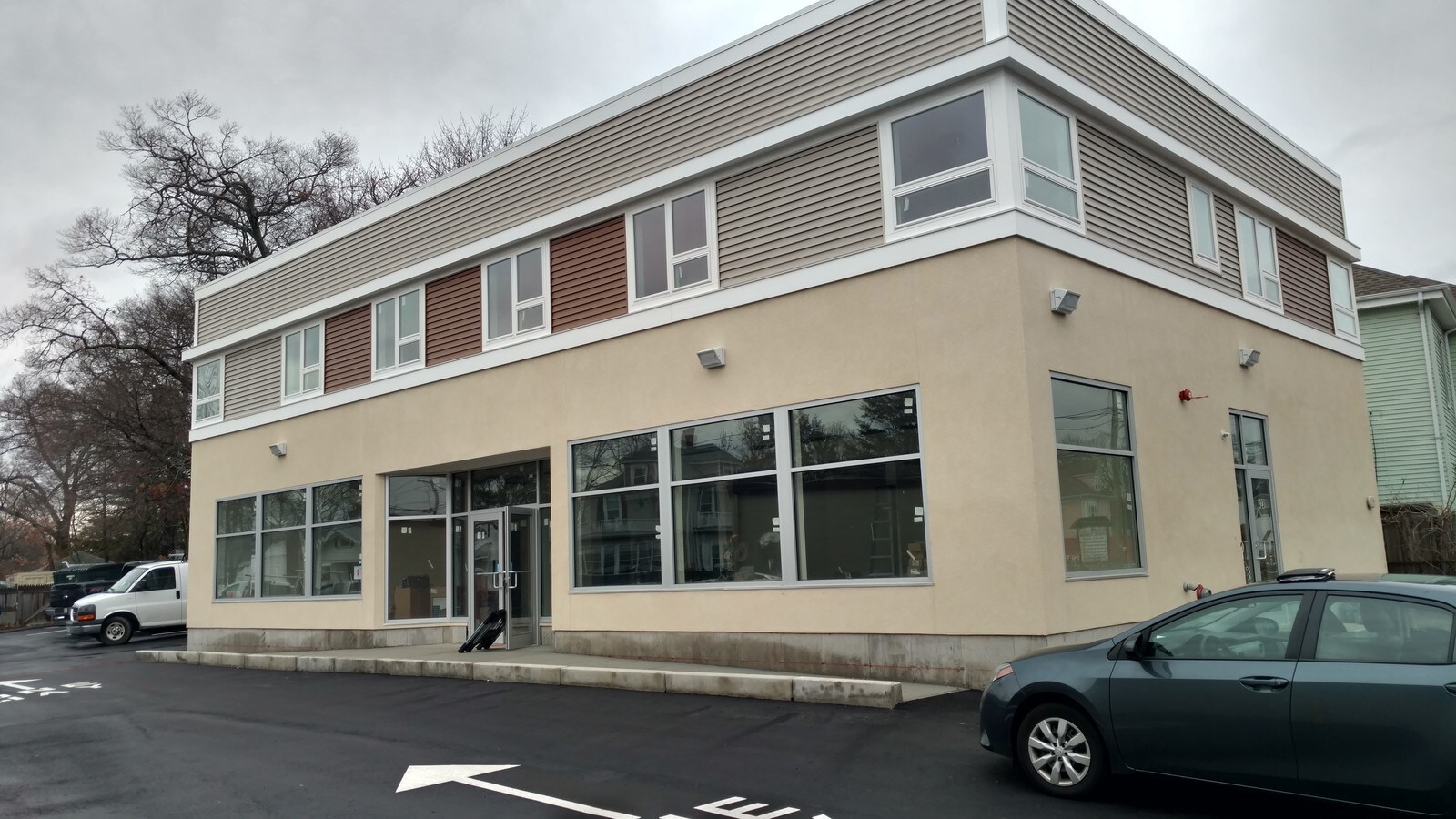 423 Belmont St, Brockton, MA 02301