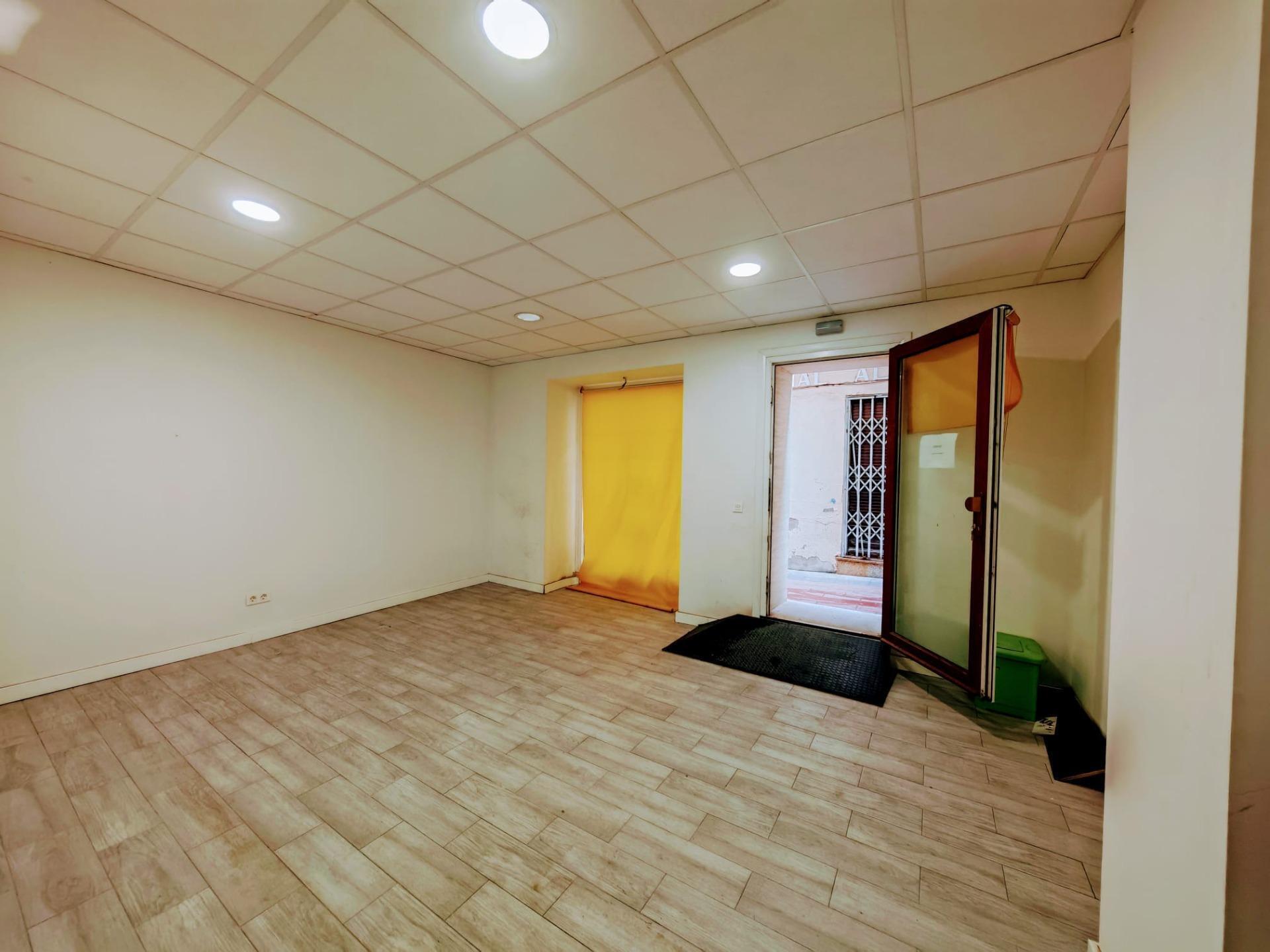 Retail in Alagón, Zaragoza for lease Building Photo- Image 1 of 20