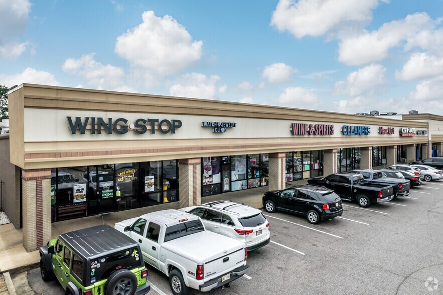 74117430 Goodman Rd, Olive Branch, MS 38654 Village Shops of