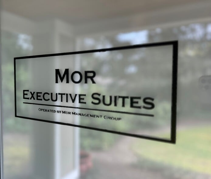 5717 Wollochet Dr, Gig Harbor, WA for lease - Building Photo - Image 1 of 6