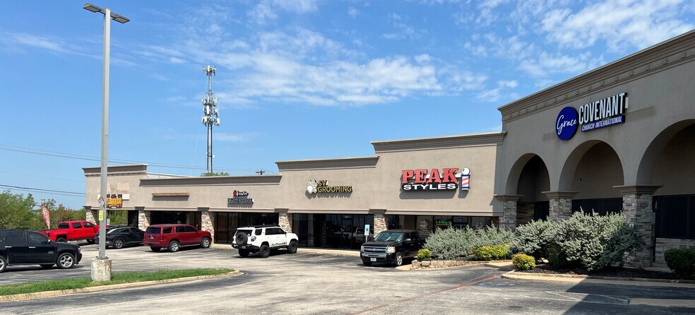 6700 Denton Hwy, Watauga, TX for lease - Building Photo - Image 3 of 10