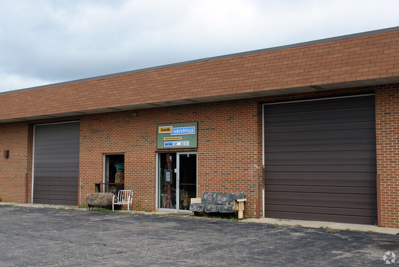 22049 N Pepper Rd, Lake Barrington, IL 60010 Industrial for Lease