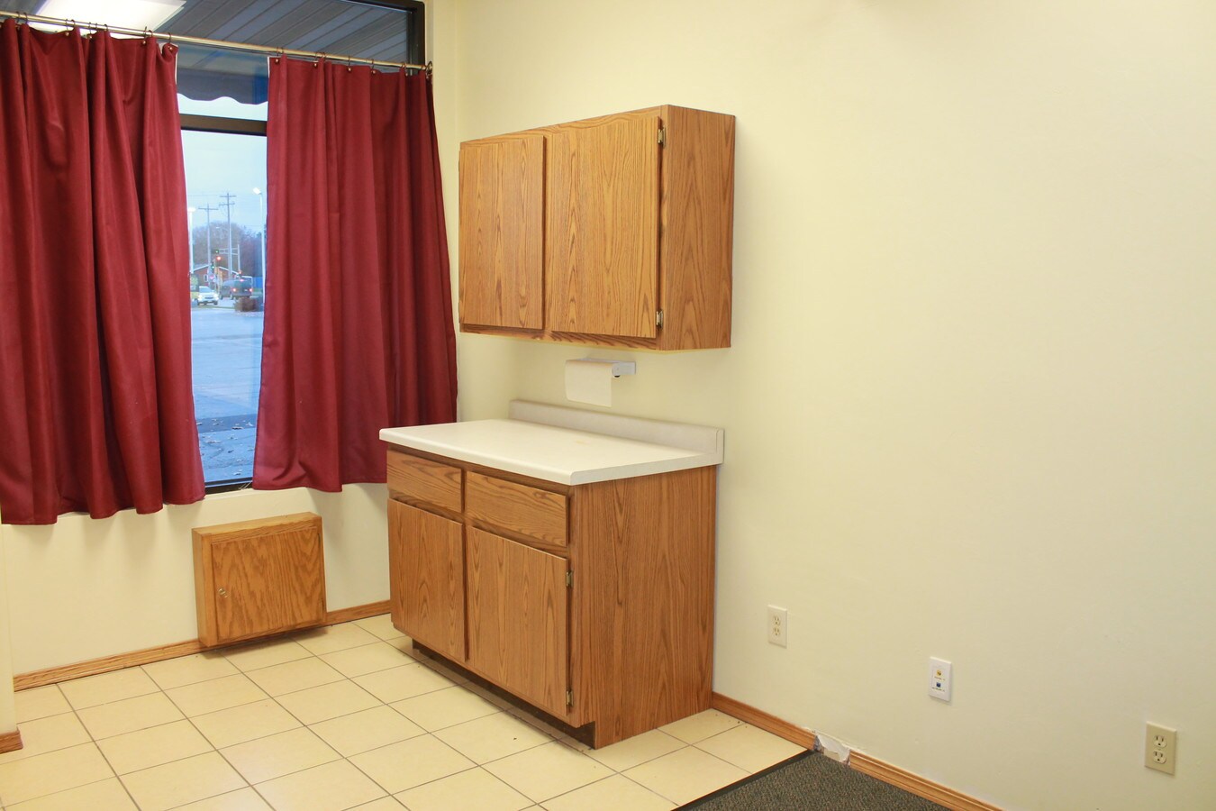 2436 Glendale Ave, Howard, WI 54313