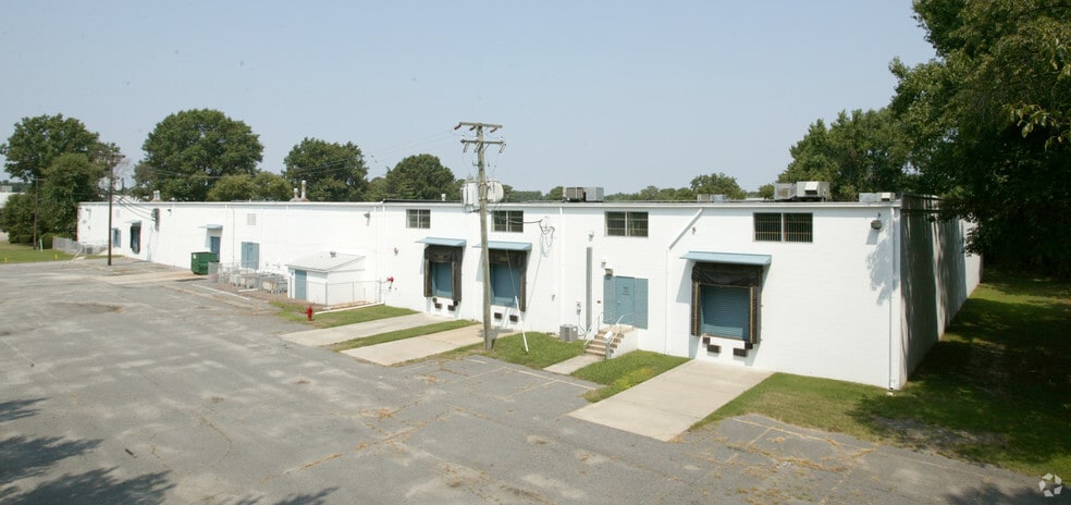 5200 City Line Rd, Hampton, VA for lease - Building Photo - Image 2 of 7