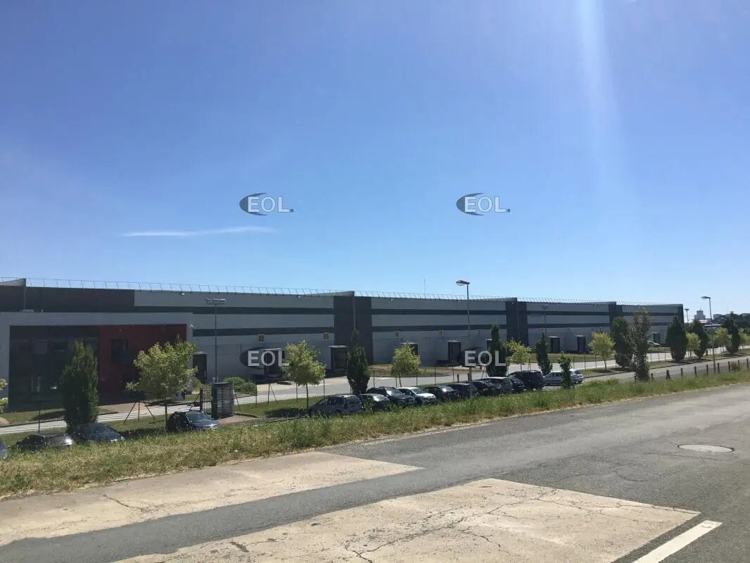 21 Rue Marcellin Berthelot, Poitiers for lease Building Photo- Image 1 of 5