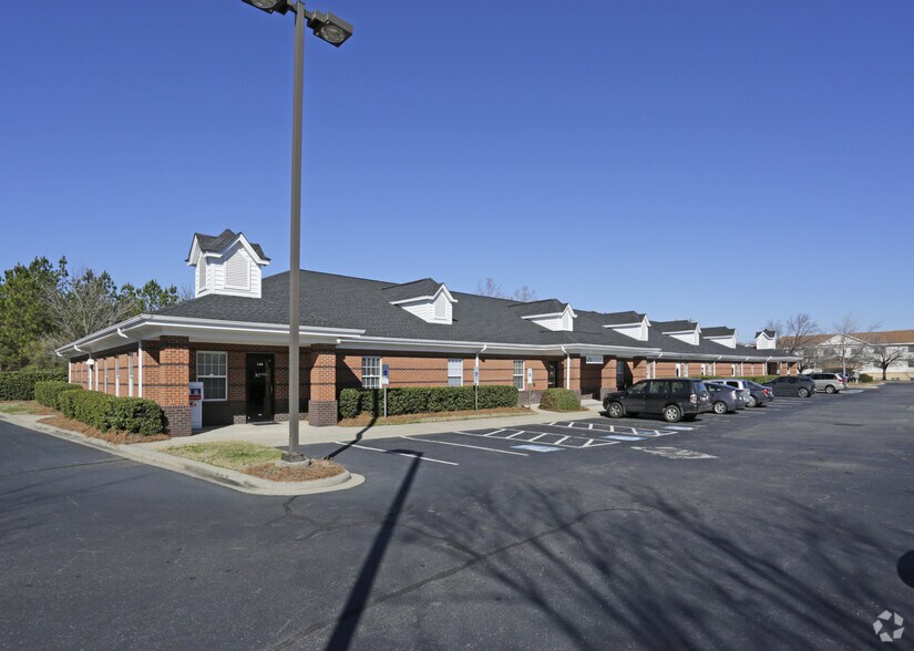 10508 Park Rd, Charlotte, NC for lease - Primary Photo - Image 1 of 5