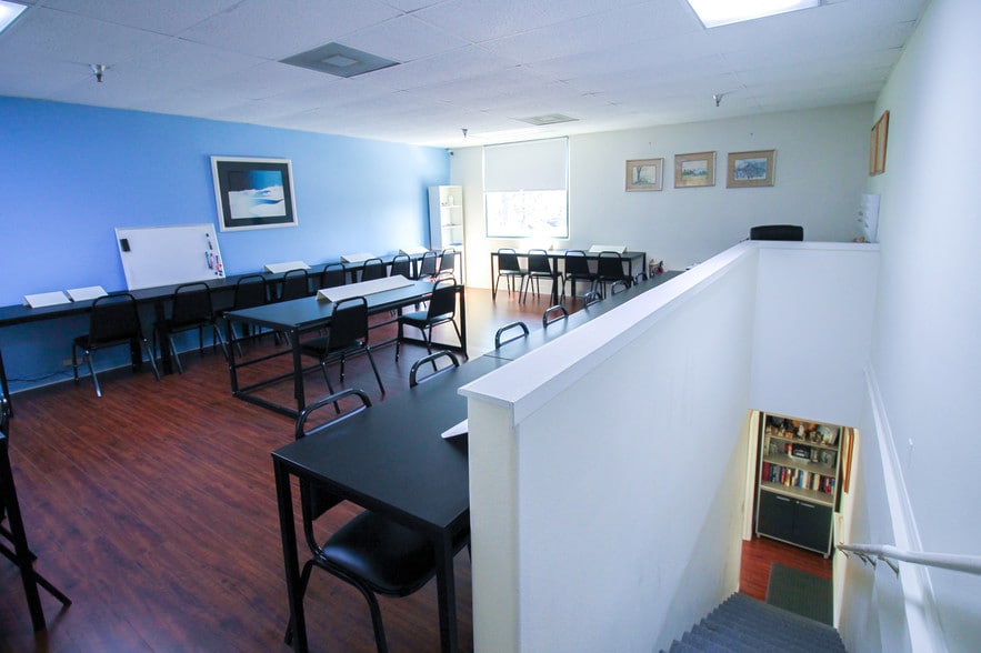 15121 Graham St, Huntington Beach, CA for lease - Interior Photo - Image 3 of 13