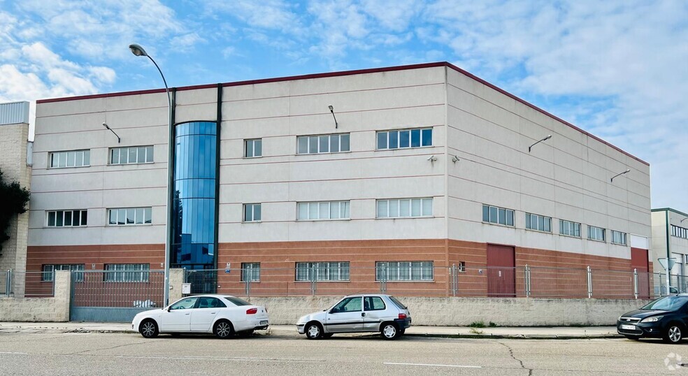 Industrial in Getafe, Madrid for sale - Building Photo - Image 1 of 27